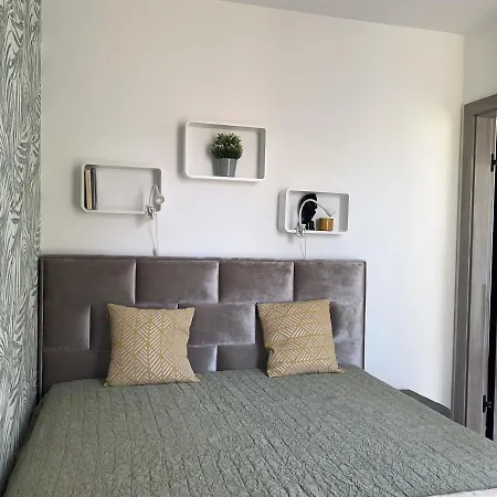 Bauhaus Wellness 202 Apartamento Siófok