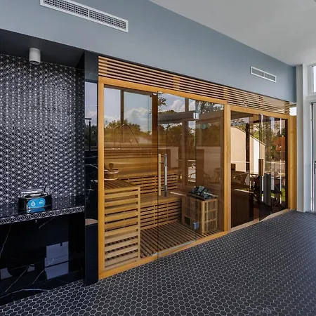 Bauhaus Wellness 202 * Siófok