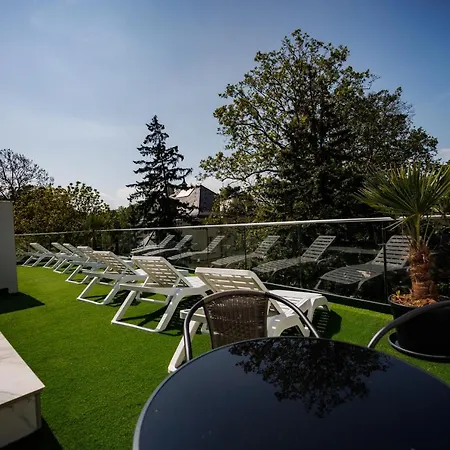 Apartman Bauhaus Wellness 202 *